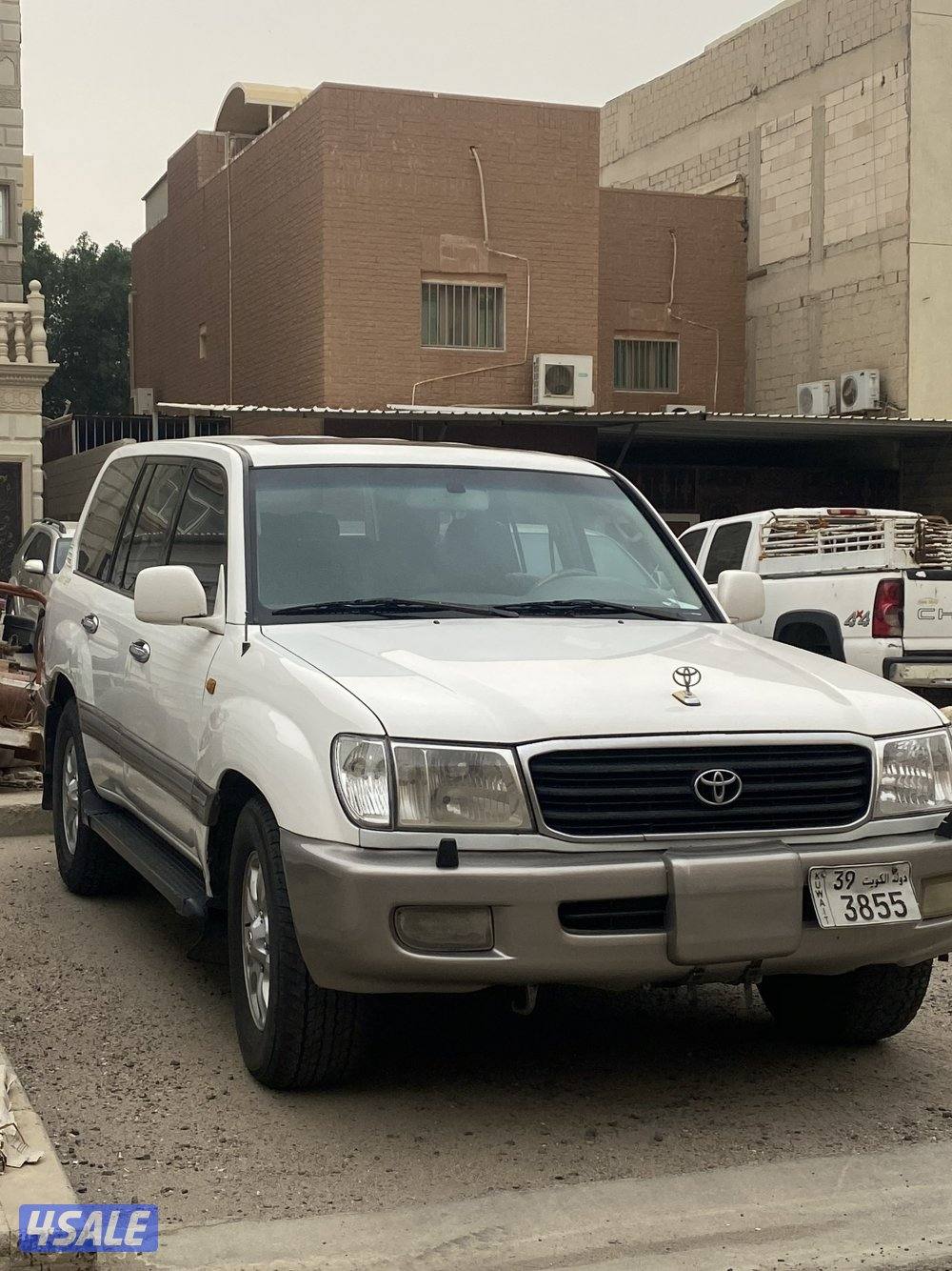 للبيع لاند vxr 2001 كامل المواصفات ماشي ٣٥٠ تقريبا .1