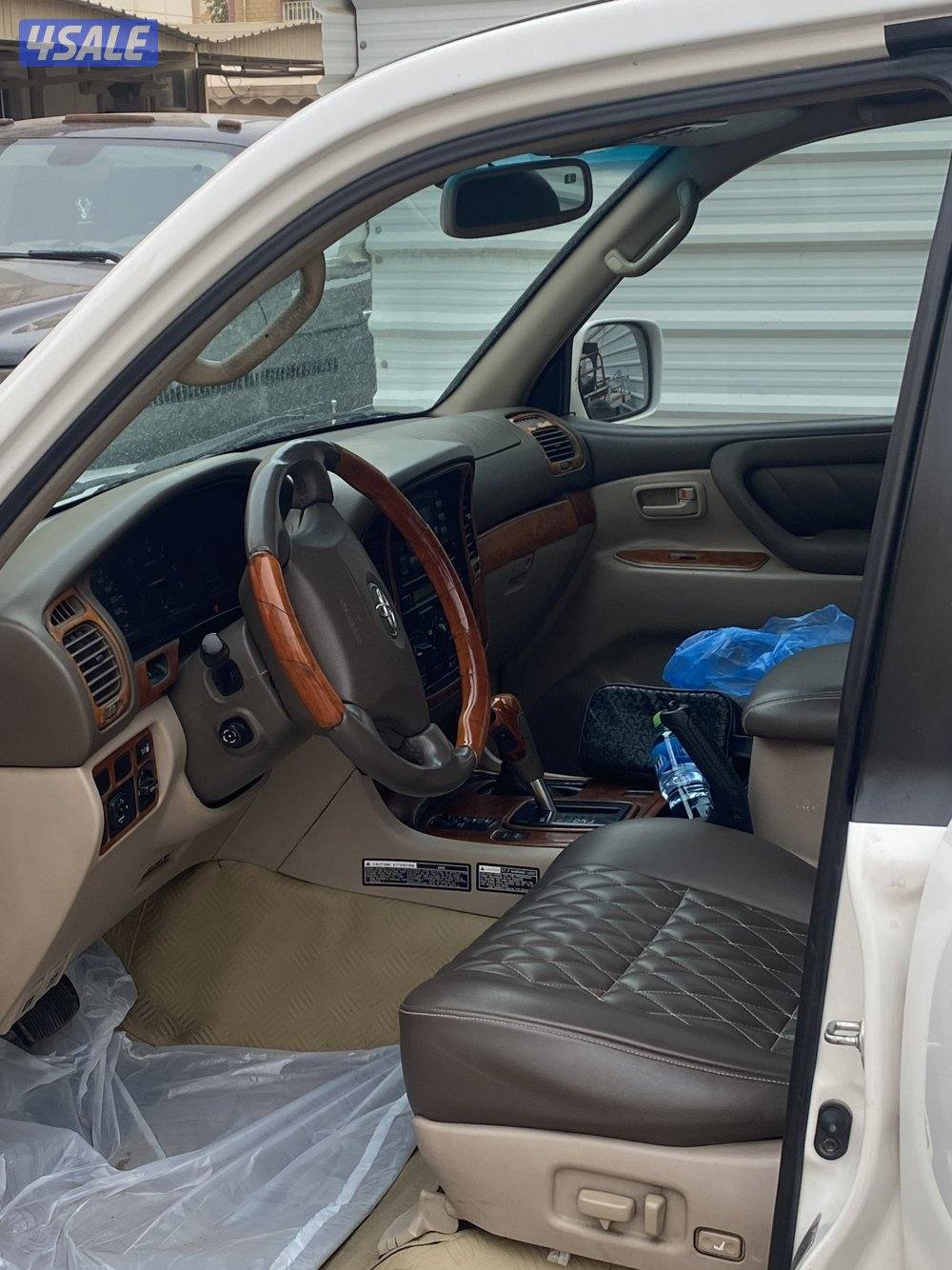 للبيع لاند vxr 2001 كامل المواصفات ماشي ٣٥٠ تقريبا .4