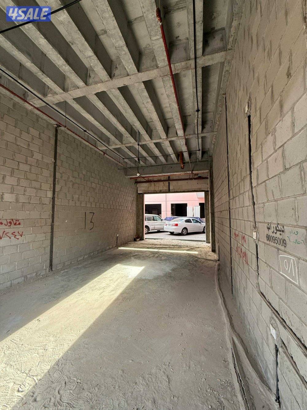 محل للايجار بموقع مميز على شارع حيوي بدون خلو من المالك مباشرة1