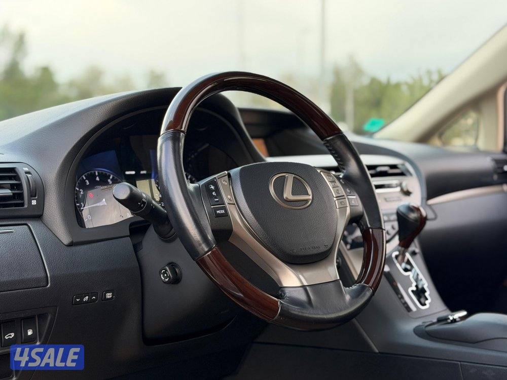 للبيع جيب لكزس RX350 موديل 2015 وارد الساير7