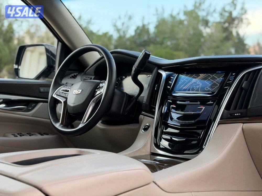 للبيع اسكاليد موديل 2018 وارد الغانم9