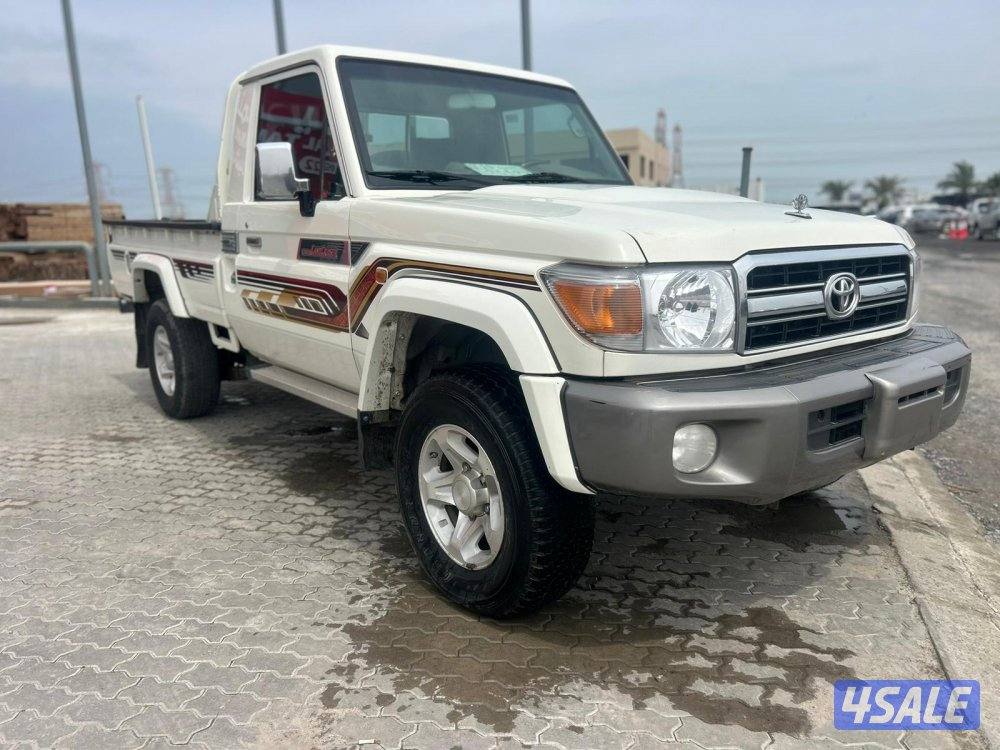 تويوتا لاند كروزر شاص LX .V6 موديل 2021 ماشى 145.000 k.m وارد الساير1