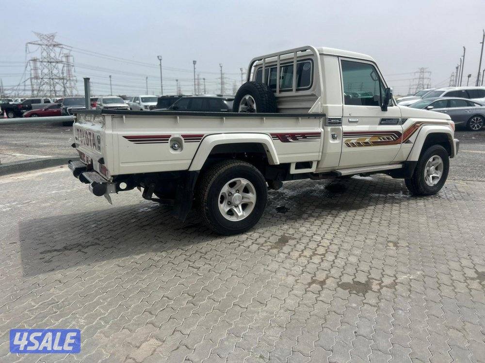 تويوتا لاند كروزر شاص LX .V6 موديل 2021 ماشى 145.000 k.m وارد الساير3