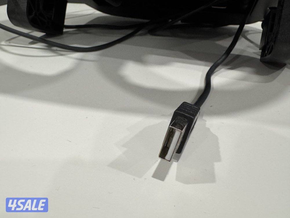 عجله قياده مع دواسات وقير عادي من لوجتك G29 مستعمل خفيف جدا7