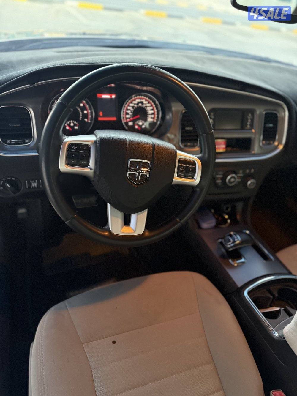 RUSH SALE!!! DODGE CHARGER 20138