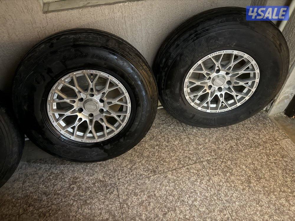 تواير ماكسس بوالين ورنقات تيتانيا للبيع0