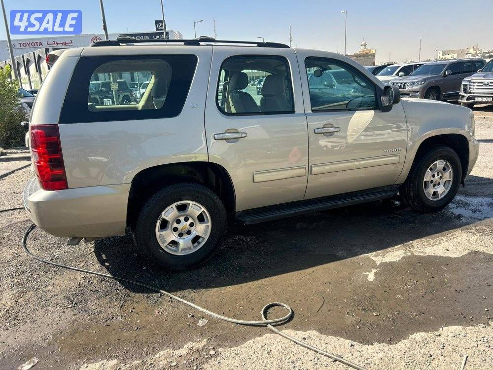 شيفرولية تاهو LT موديل 2013 ماشى 335.000 k.m  وارد الغانم .2