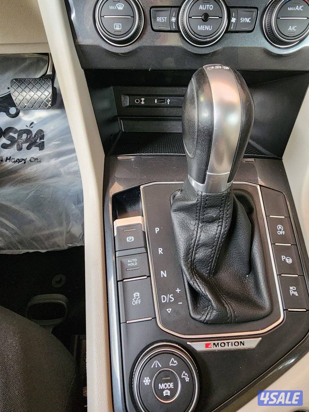 فلوكس واجن تيجوان 2017 بحالة فوق الممتازة  وارد بهبهاني15