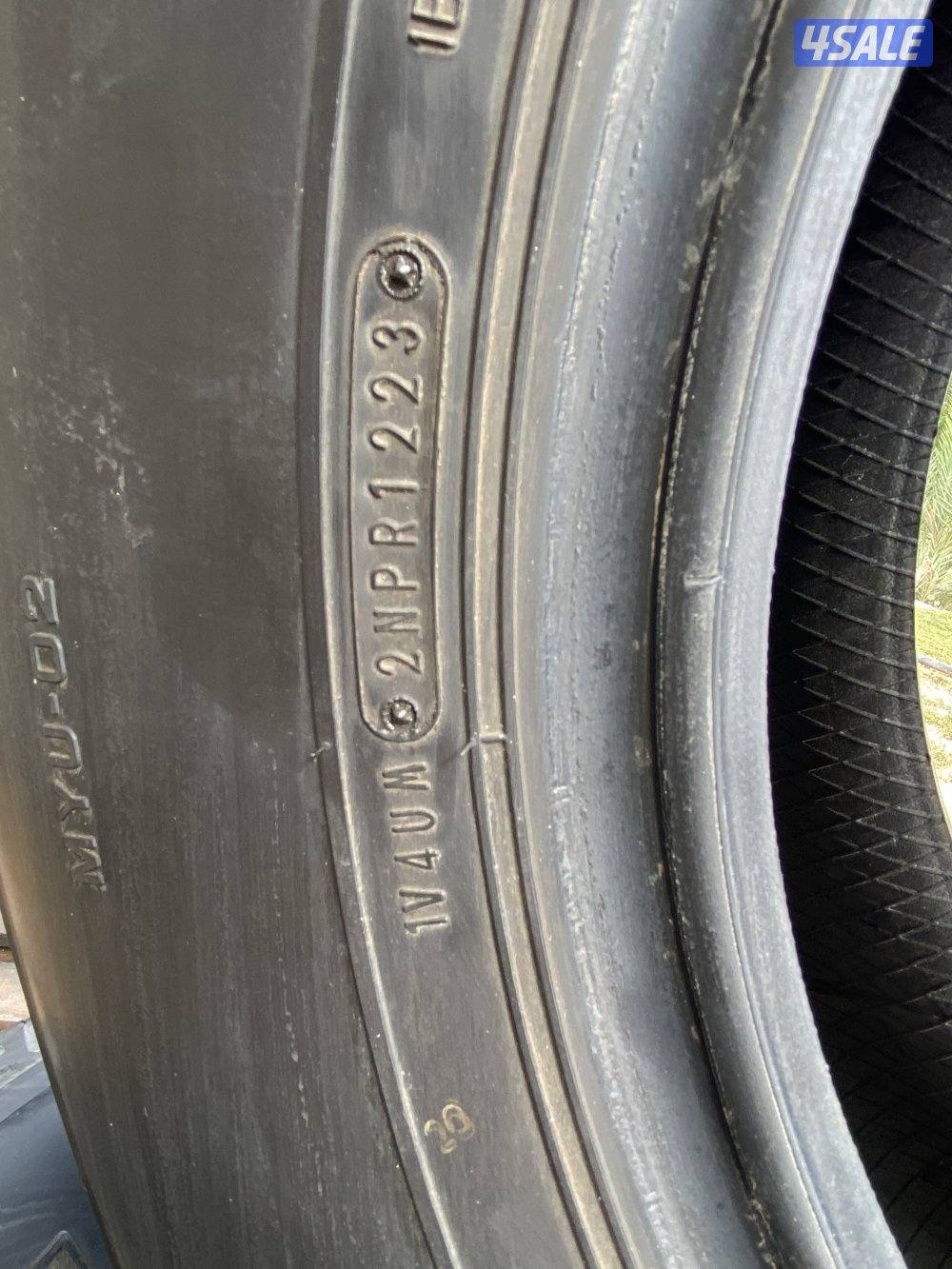 لبيع تواير شاهين مستعملة عدد 3 مقاس 16/85/2451