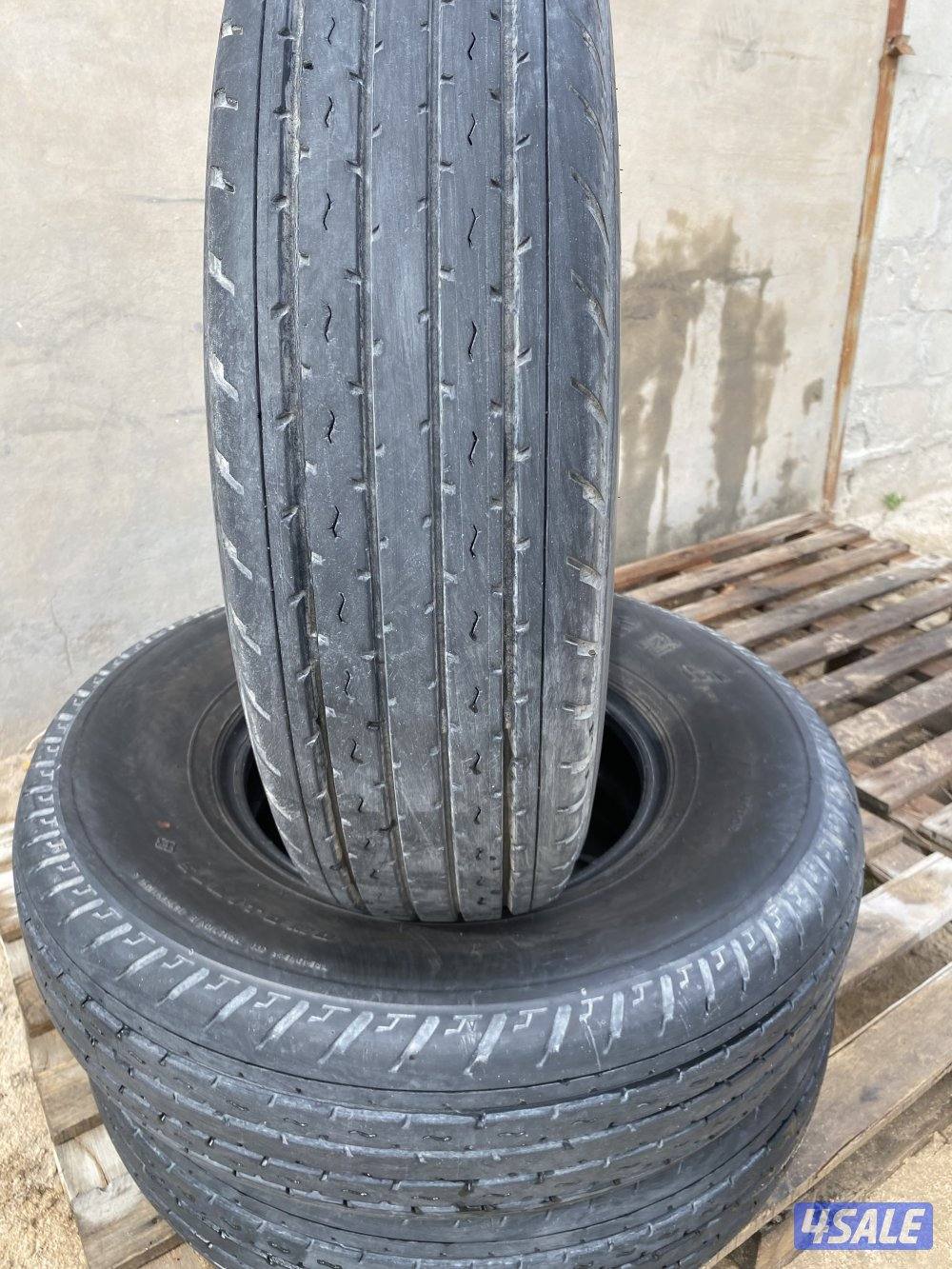 لبيع تواير شاهين مستعملة عدد 3 مقاس 16/85/2452