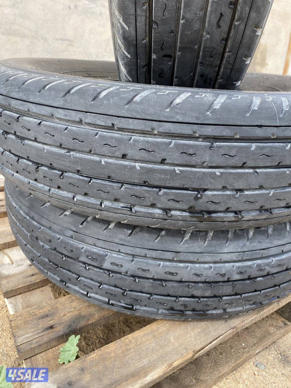 لبيع تواير شاهين مستعملة عدد 3 مقاس 16/85/2454