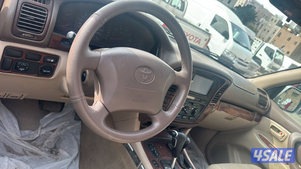 للبيع لاند كروزر 1999 VXR4