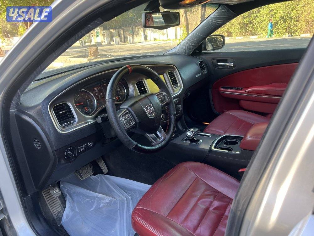 للبيع دوج شارجر مديل 20123