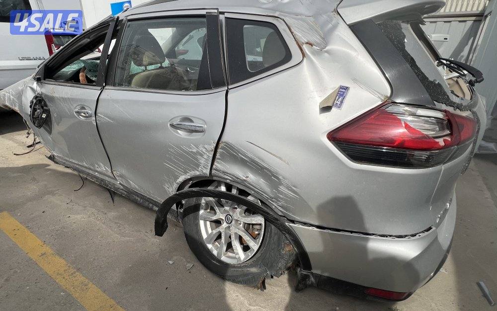 للبيع نيسان إكس تريل سكراب 20222