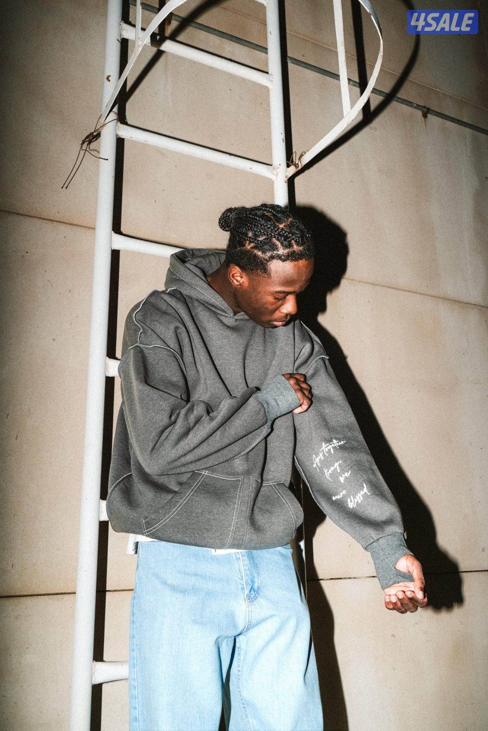 مشروع ملابس للبيع مع مكان التصنيع4