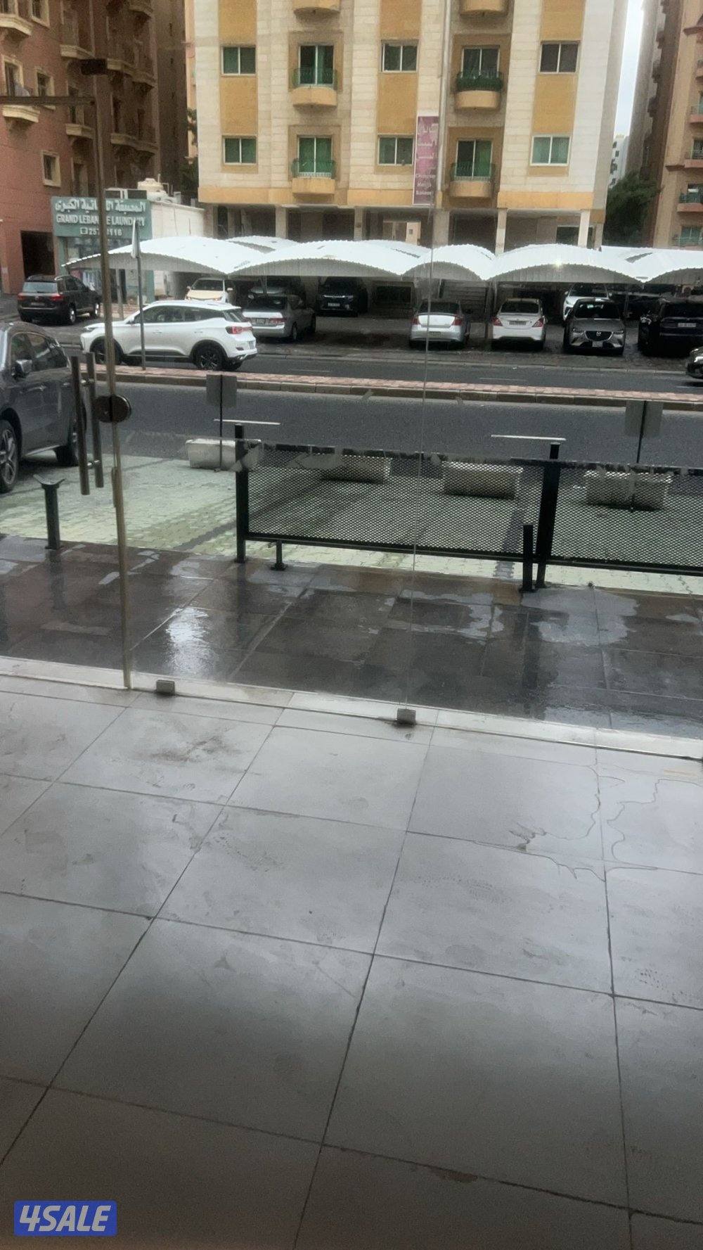 محل للإيجار بالسالمية شارع بغداد موقع ممتاز2