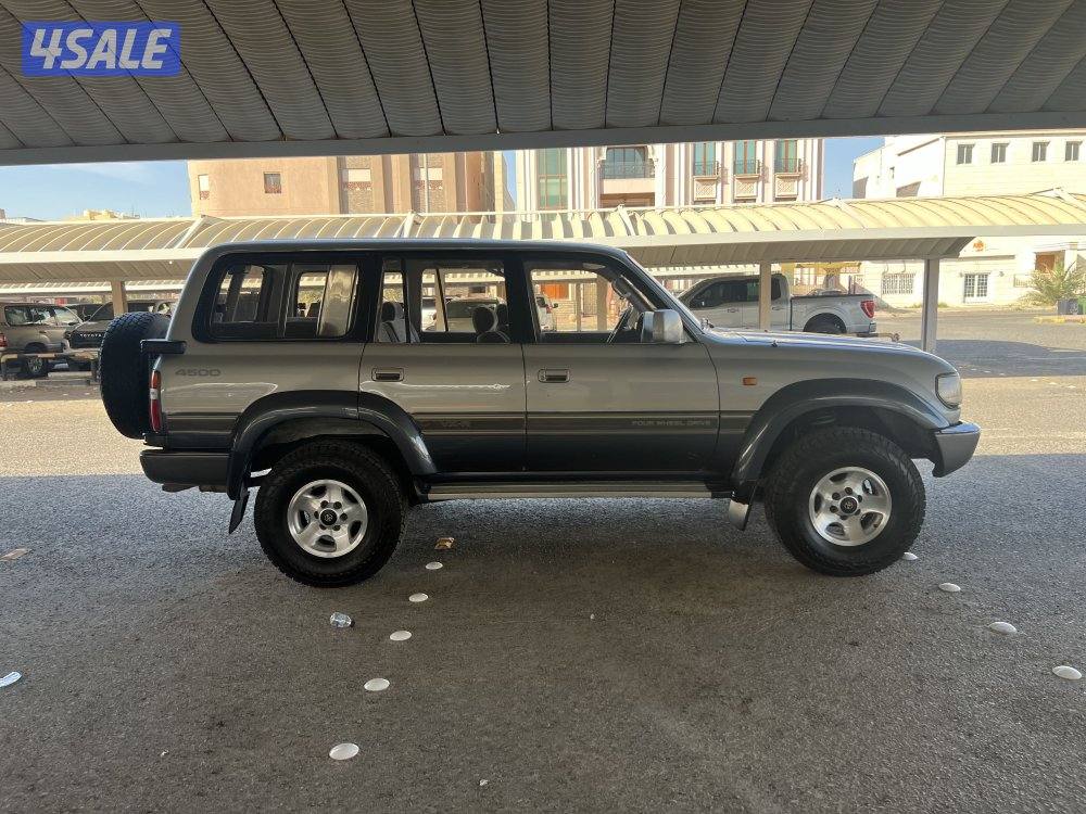 لاندكروزر VXR 19948