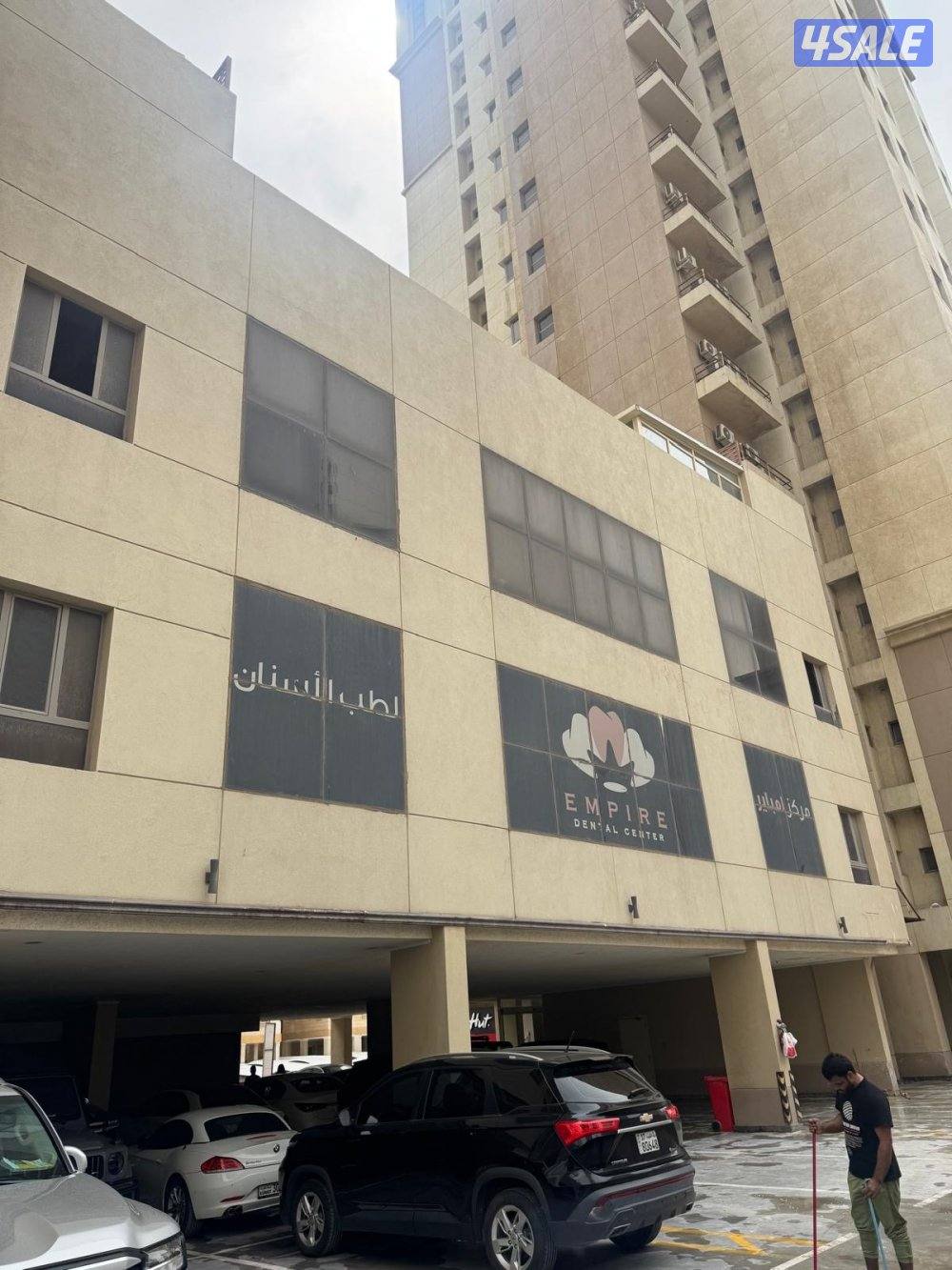 للإيجار دور تجاري شارع بغداد الرئيسي مساحة ٥٠٠ متر1