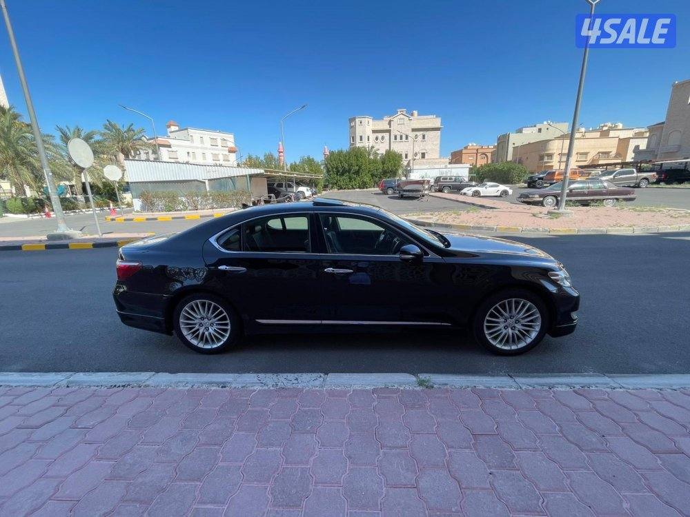 للبيع لكزس LS460ال0