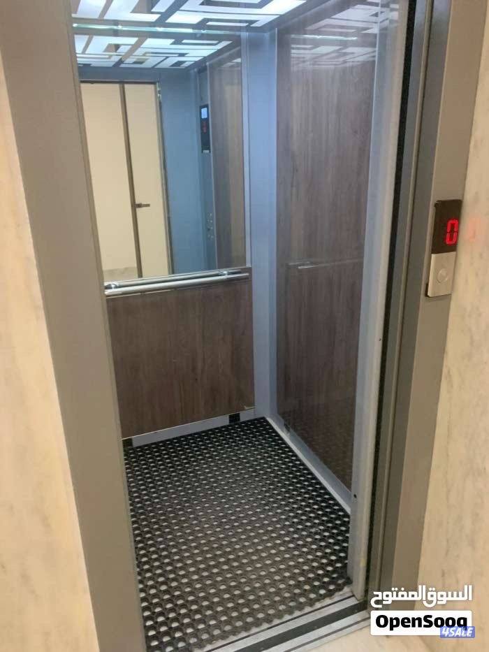 فيلا للإيجار بمجمع راقي بالسالمية شارع حمد المبارك3