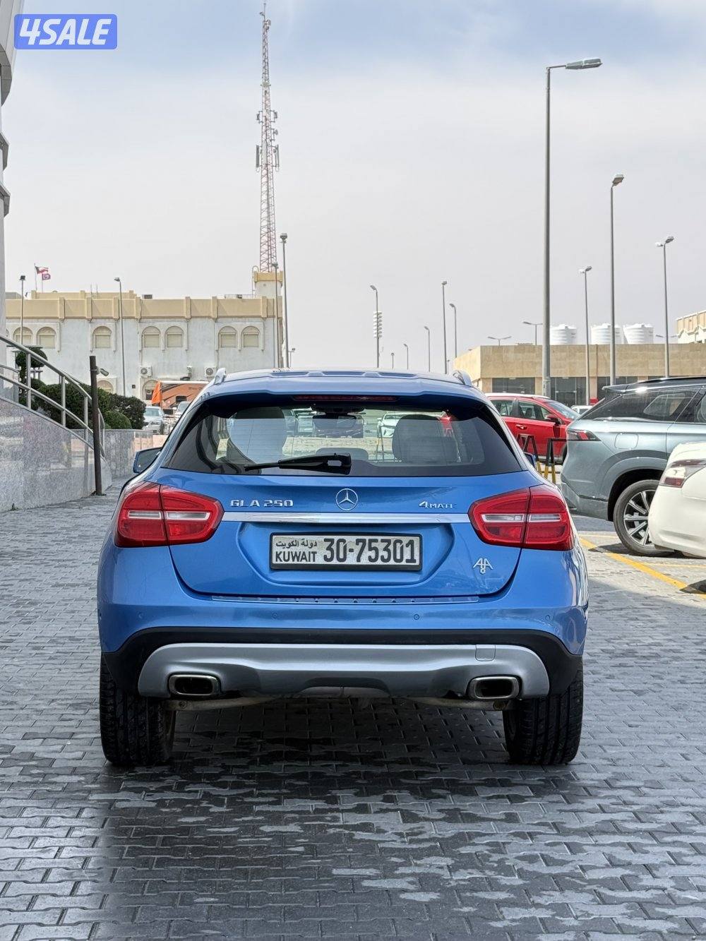 للبيع مرسيدس GLA250 كت AMG موديل 20153