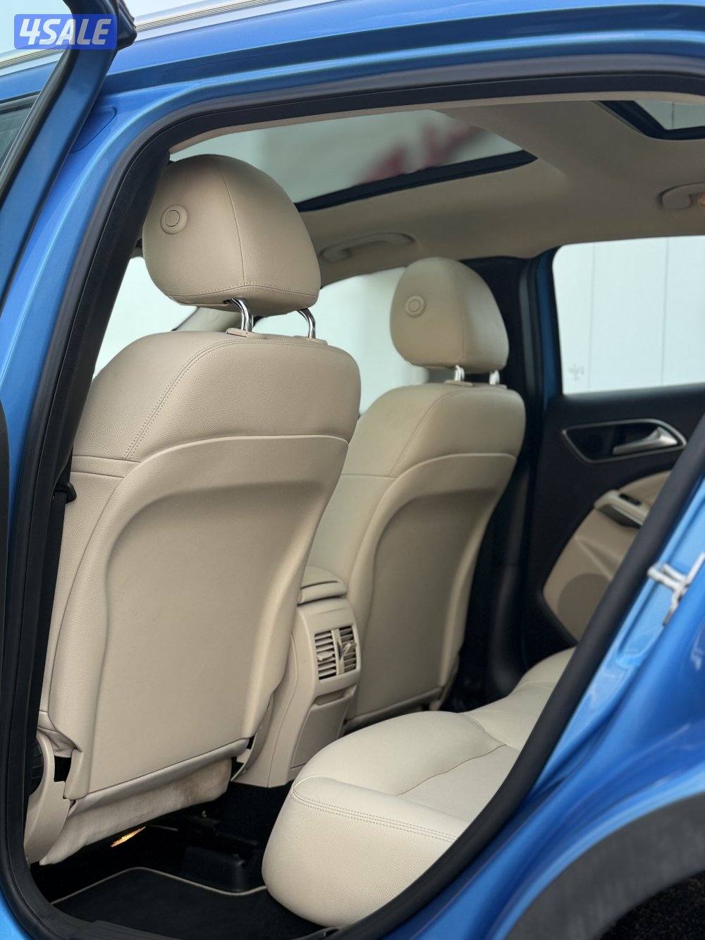 للبيع مرسيدس GLA250 كت AMG موديل 20156