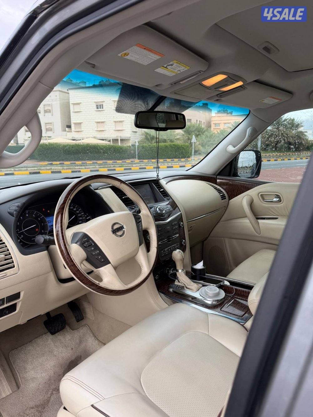 للبيع نيسان باترول بلاتينيوم سيتي  20155