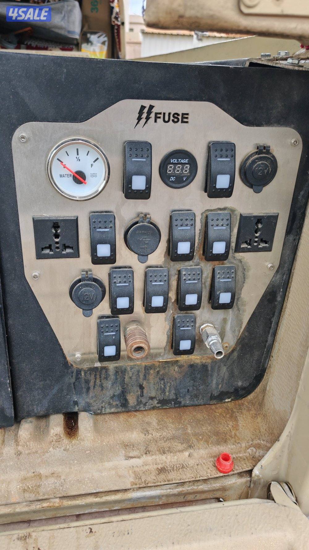 تويوتا لاندكروزر شاص موديل 2016 مجهز للرحلات6