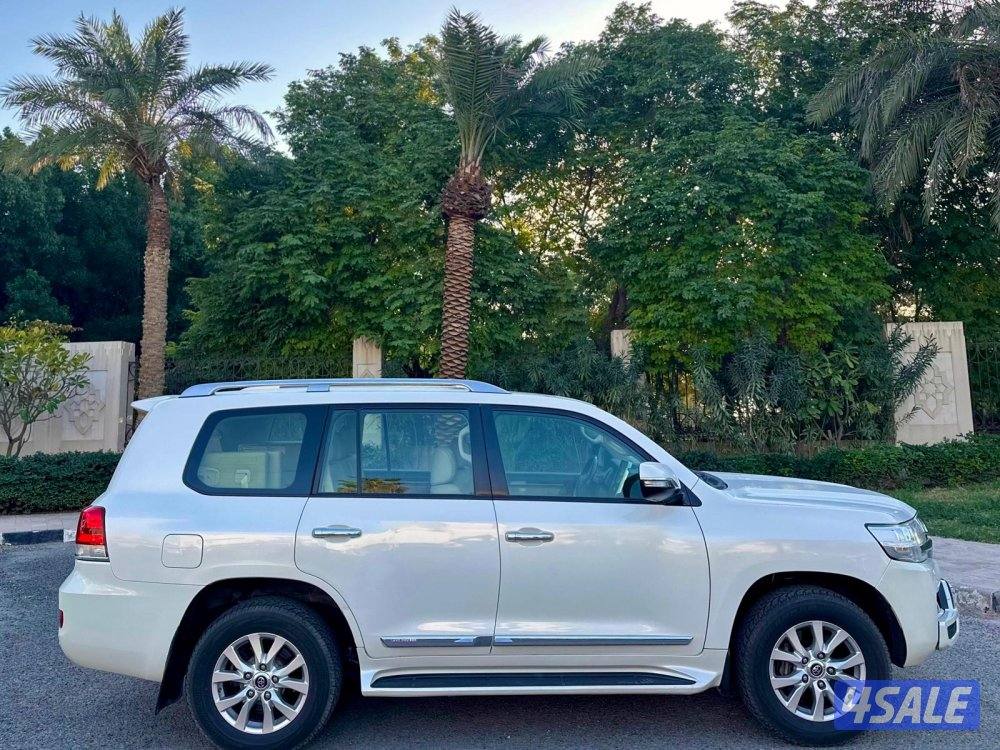 للبيع GXR موديل 2018 اعلى درجه وجلد ماشي 250  الف وارد الساير1