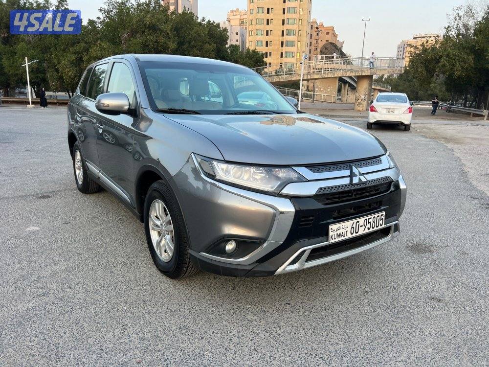 للبيع أوتلاندر 2022 قمة بالنظافة0