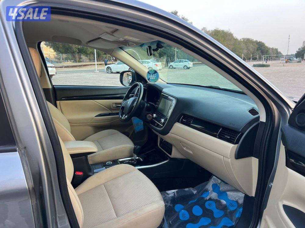 للبيع أوتلاندر 2022 قمة بالنظافة3