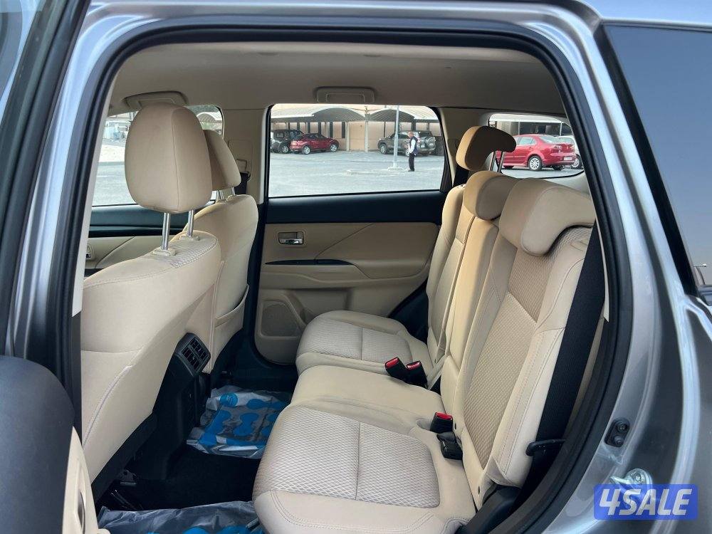 للبيع أوتلاندر 2022 قمة بالنظافة4