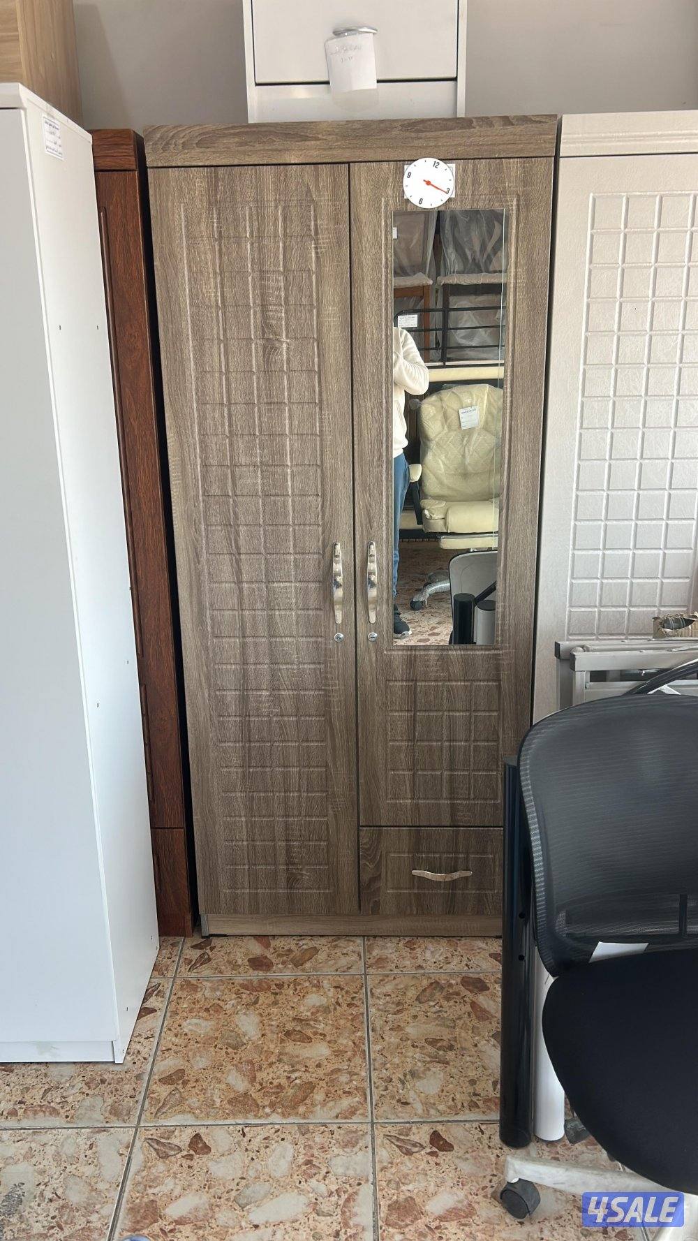 كبت ٢ باب ارفف وعلاقة جديد بسعر ٤٥ دينار4