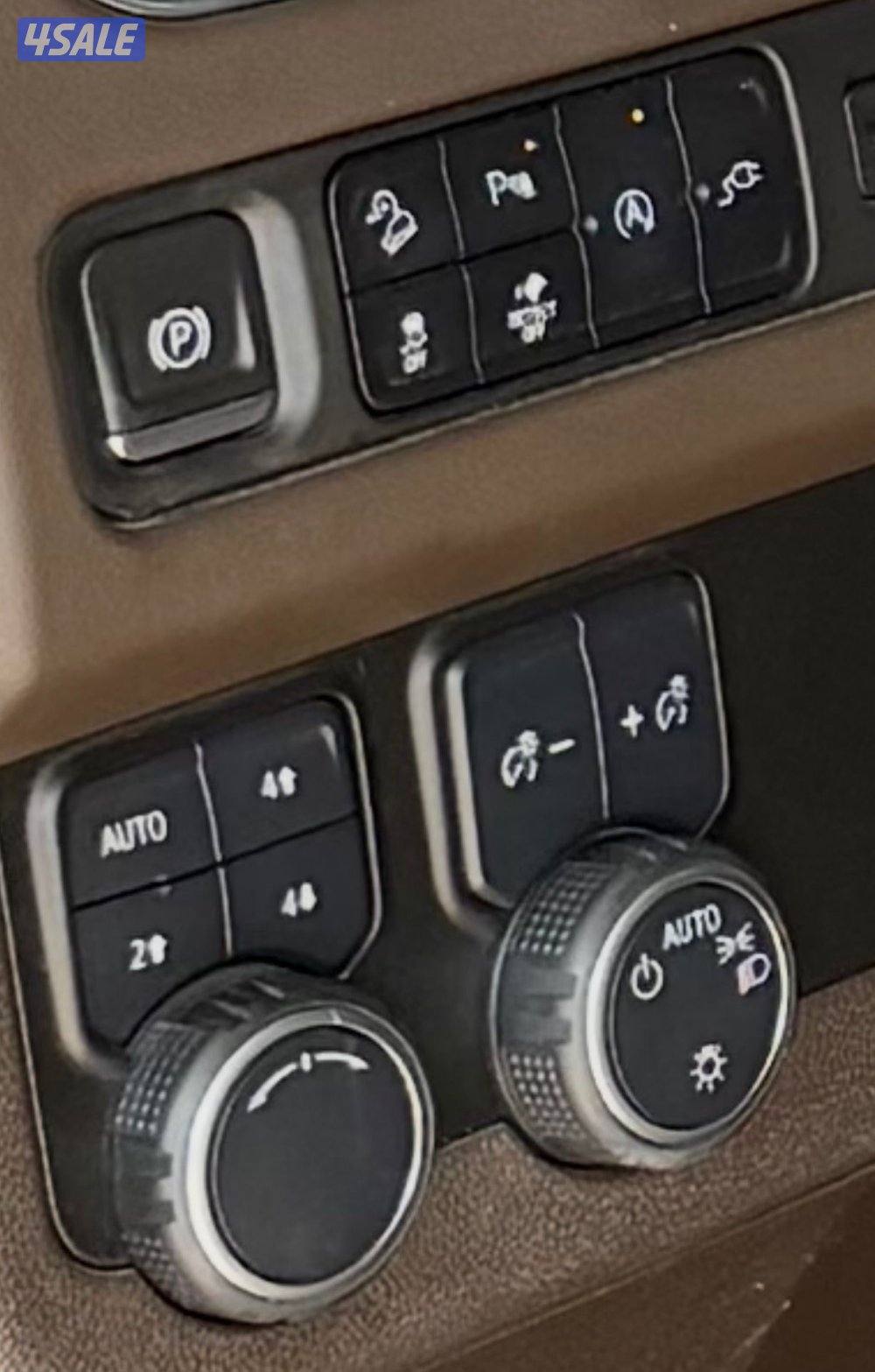 سلفرادو وارد الغانم موديل 2021 بحاله الوكاله عداد 98 الف3