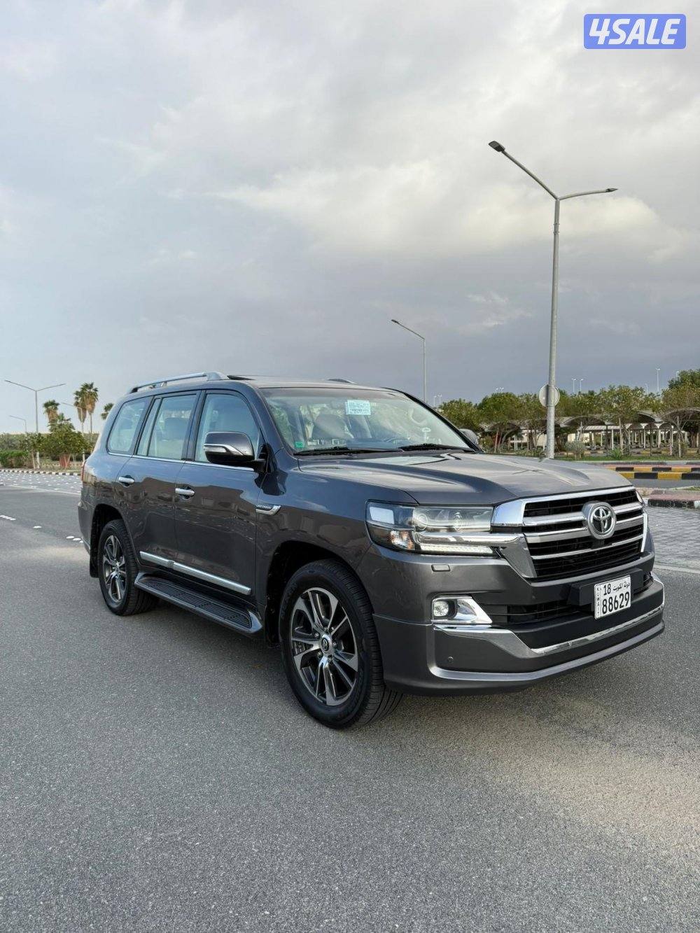 لاند كروز تورينق 2020 الساير بحاله الوكاله عداد 160 الف1