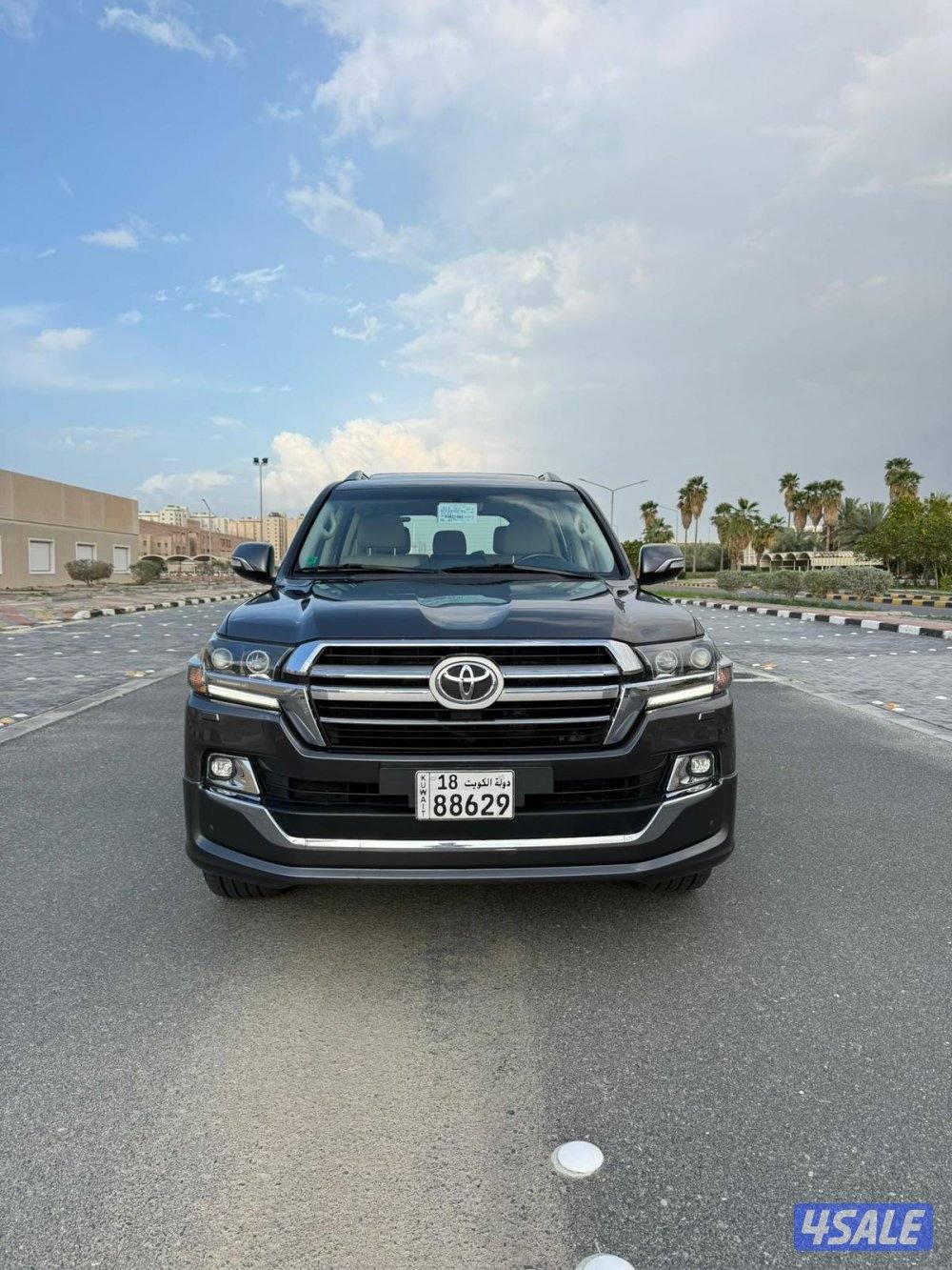 لاند كروز تورينق 2020 الساير بحاله الوكاله عداد 160 الف2