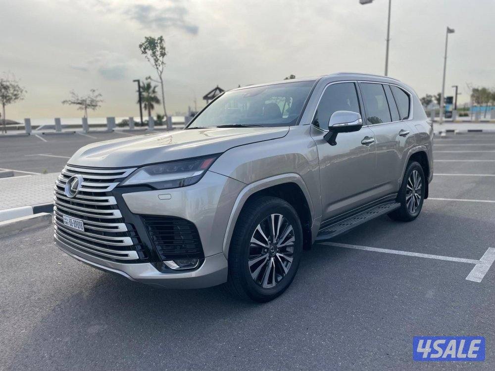 لكزس LX600 الساير موديل 2022 بحاله الوكاله عداد 92 الف2