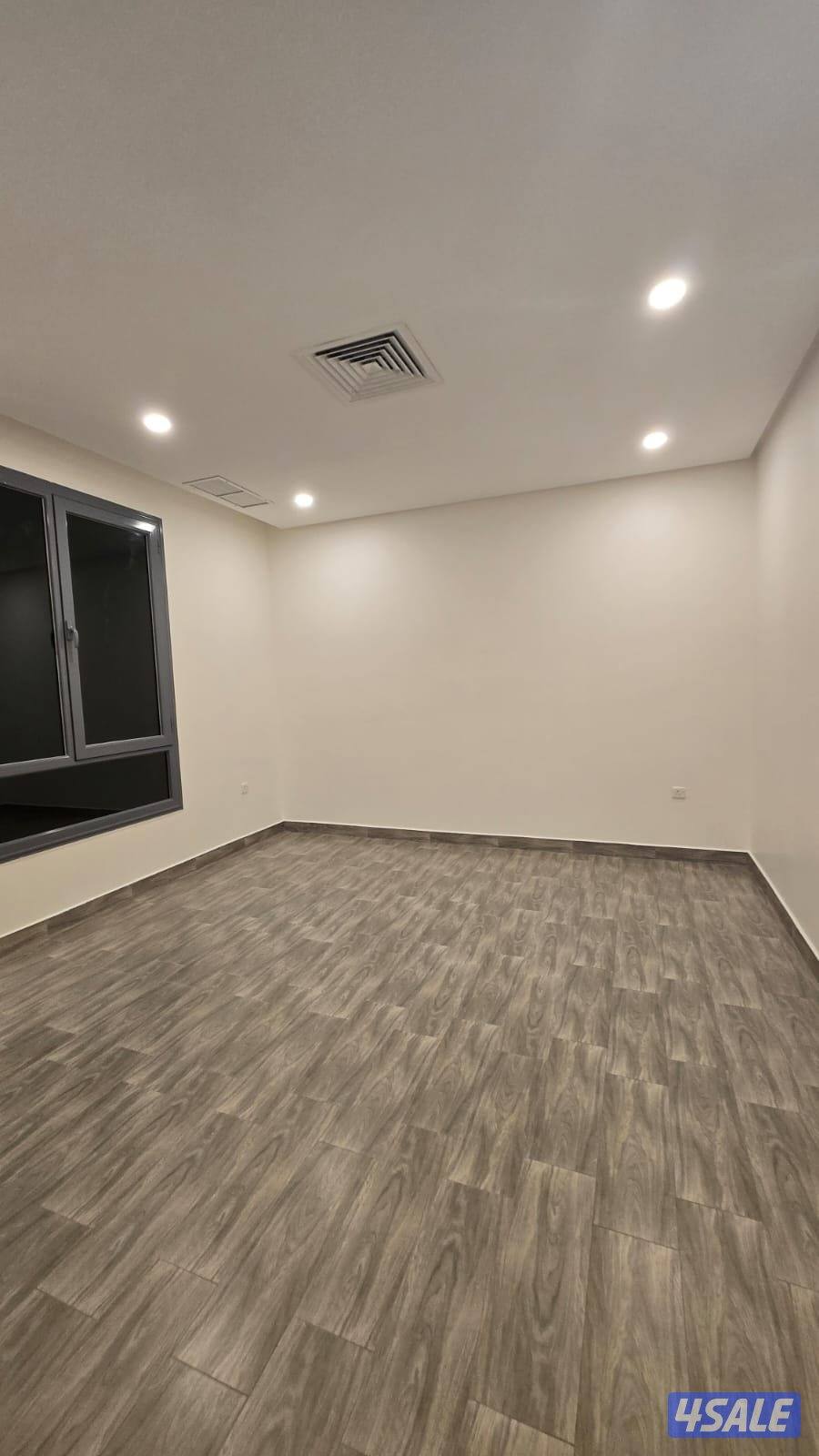 فرصه متتعوضش .. للإيجار دور مميز جدا (بالمسايل ق1) عدد 4 مواقف مظلات3