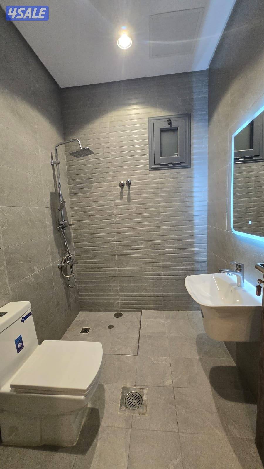 فرصه متتعوضش .. للإيجار دور مميز جدا (بالمسايل ق1) عدد 4 مواقف مظلات10