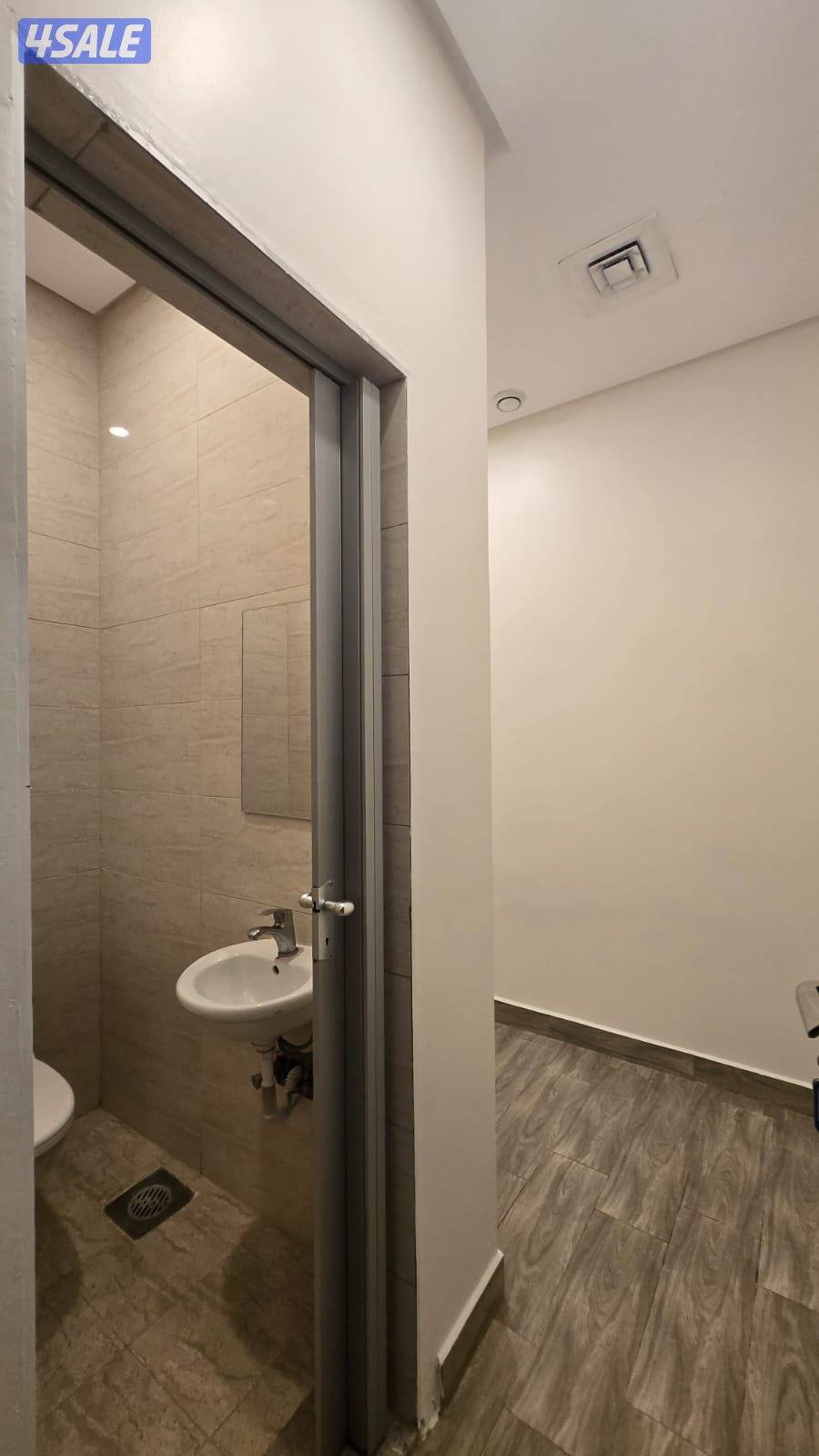 فرصه متتعوضش .. للإيجار دور مميز جدا (بالمسايل ق1) عدد 4 مواقف مظلات13