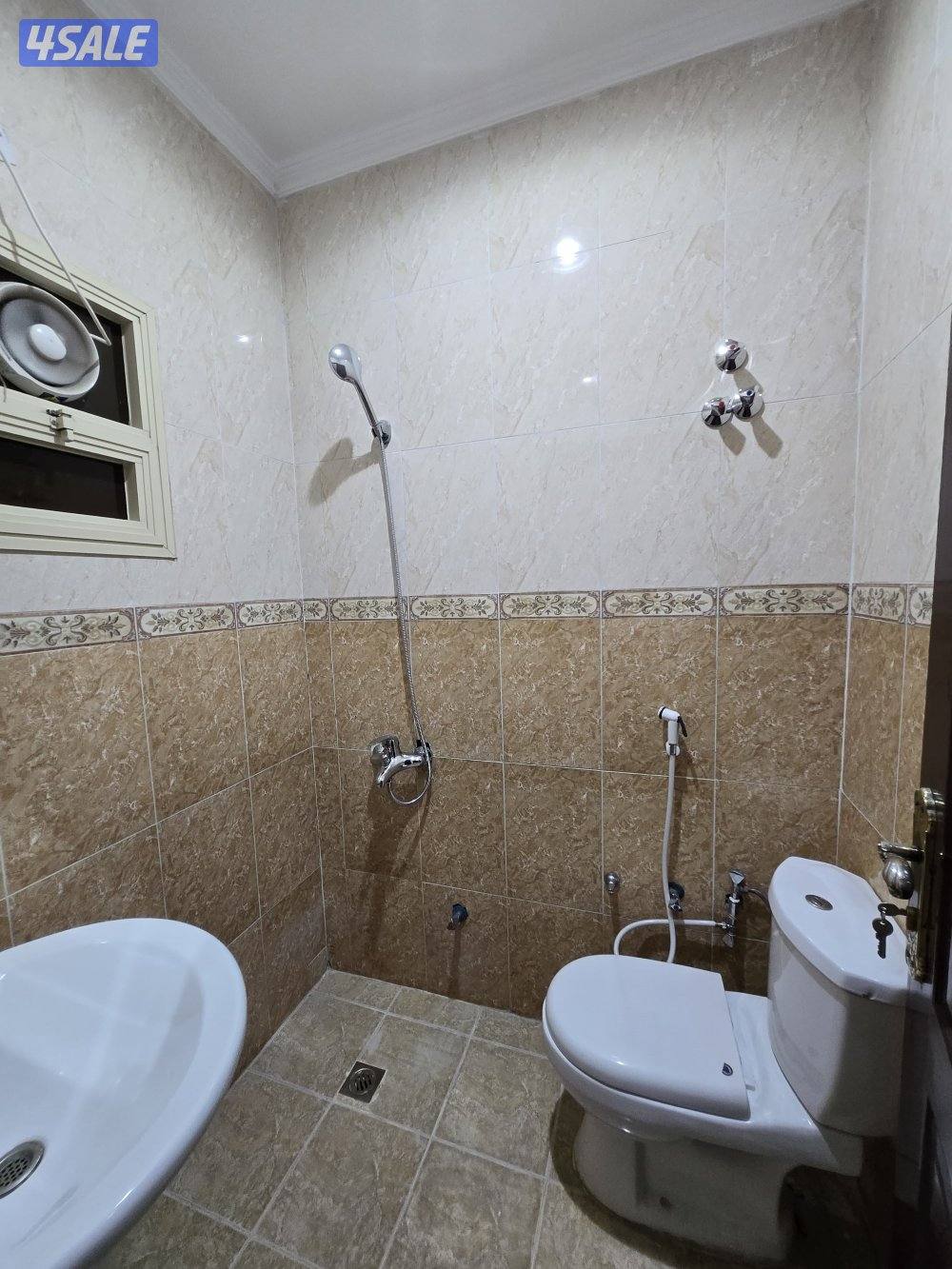 فرصه .. للإيجار شقق بمشرف ق4 .. (متوفر 3شقق)  لايوجد شروط من المالك5