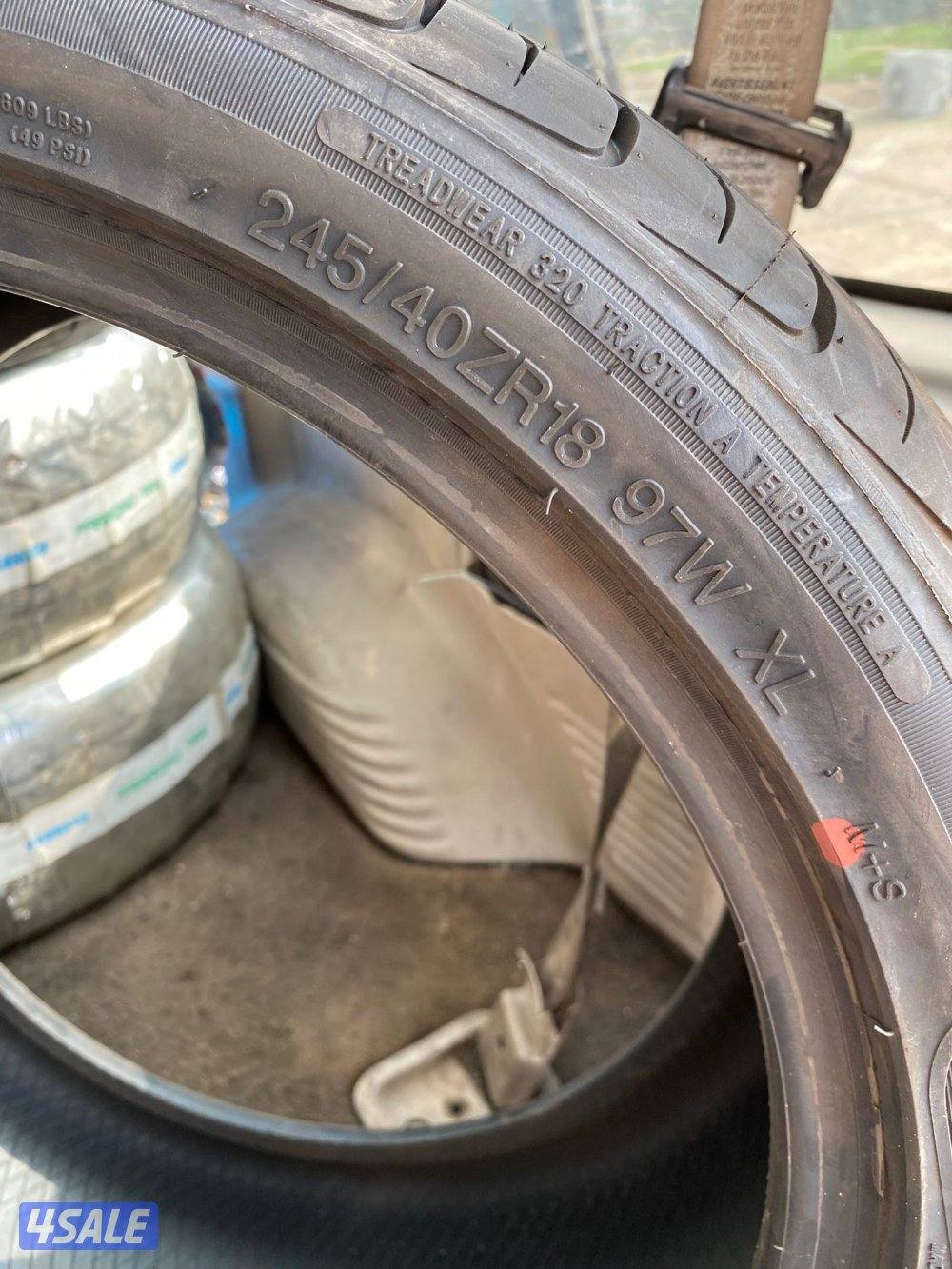 لبيع تواير جديدة عدد 3مقاس 18/40/2454