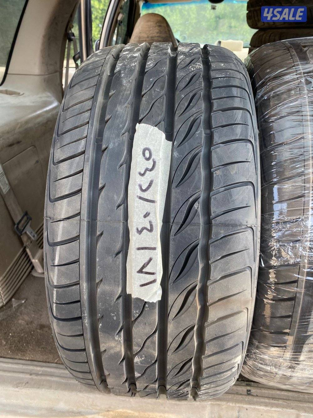 لبيع تواير جديدة عدد 3مقاس 18/40/2456