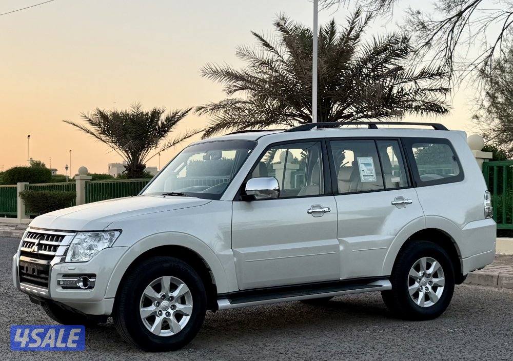 Mitsubishi pajero full option 20220