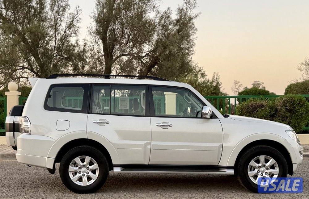 Mitsubishi pajero full option 20227