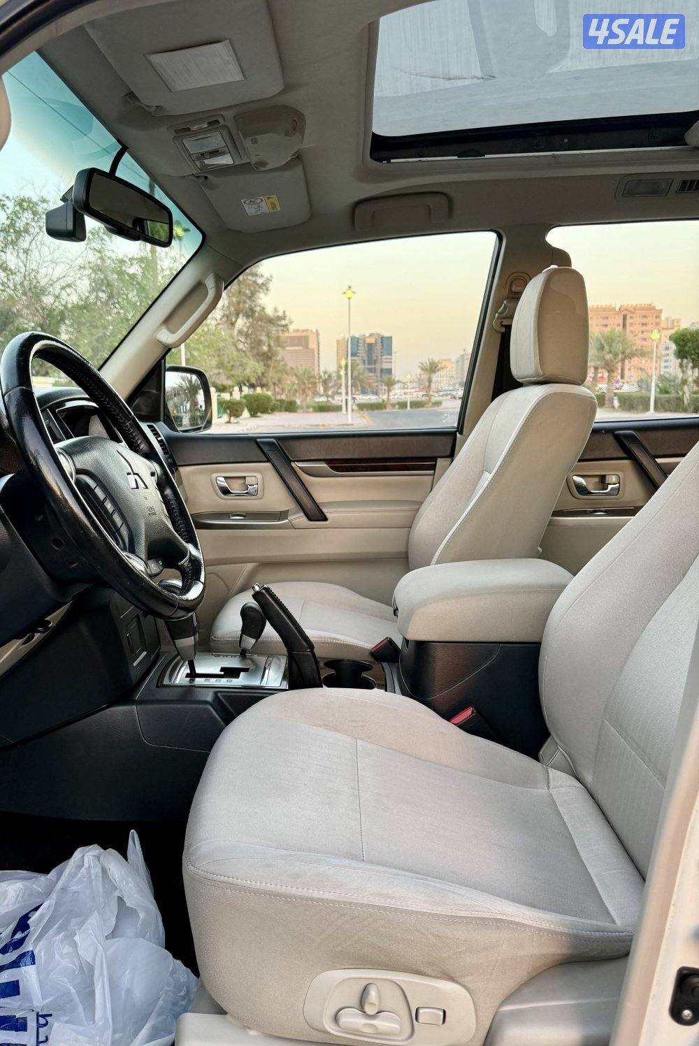 Mitsubishi pajero full option 20229