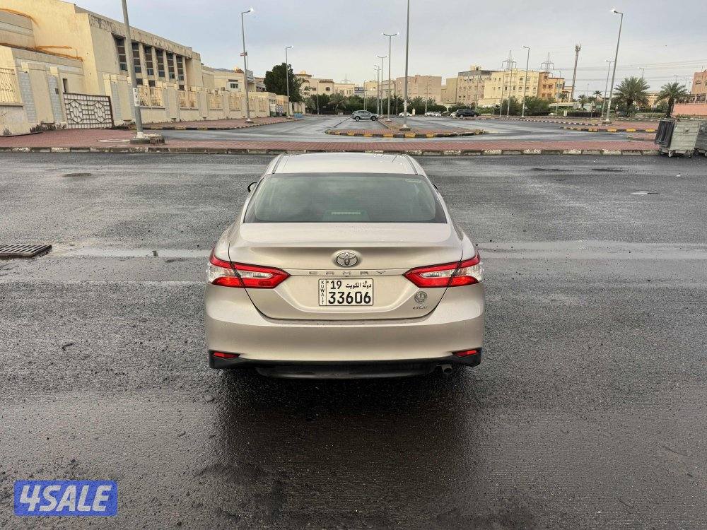 للبيع كامري GLE1