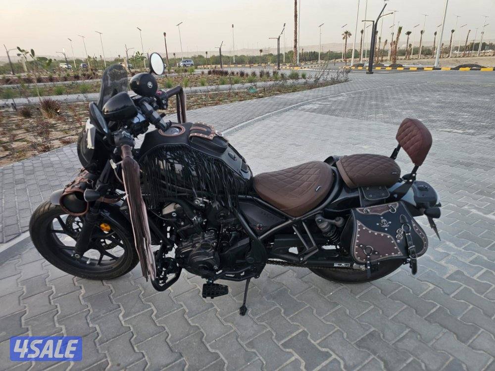 هوندا ريبيل 1100 DCT0