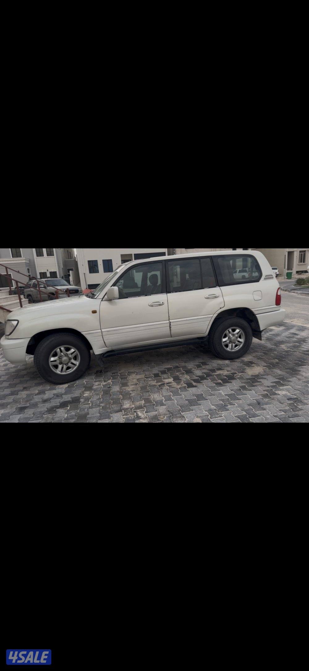 للبيع جيب لكزس1