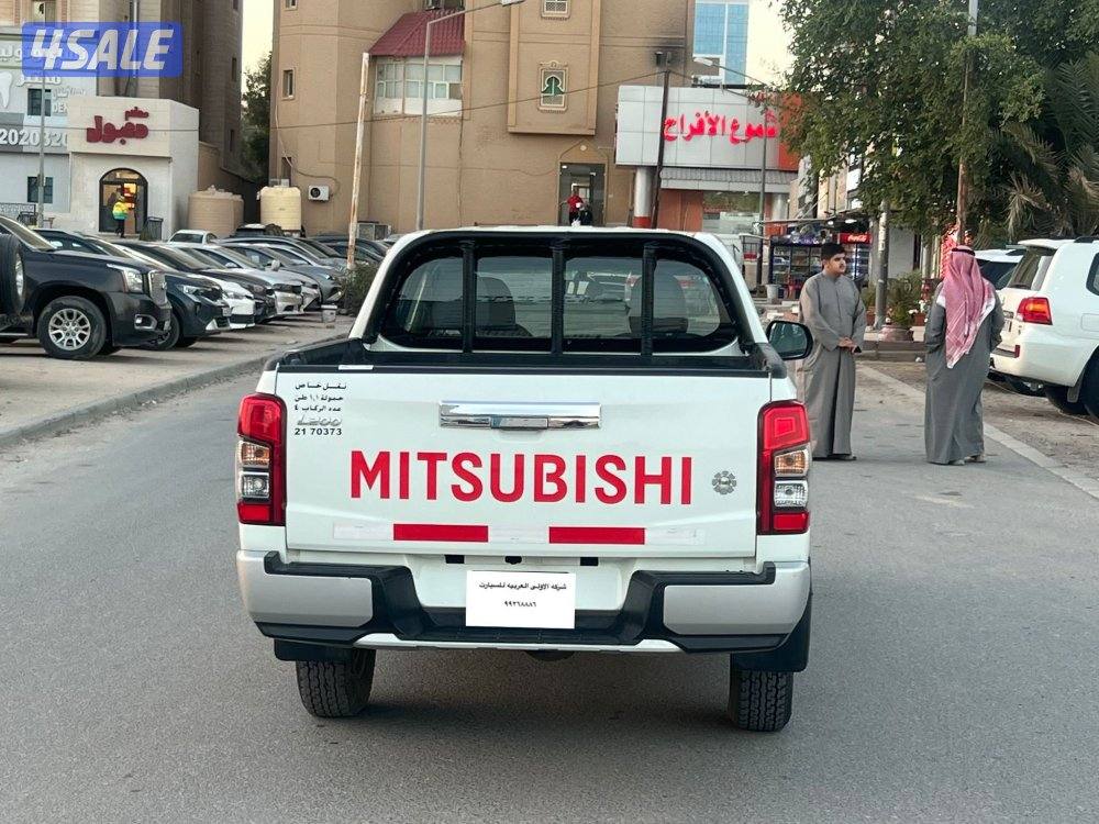 وانيت مستوبيشي - دبل جير - موديل 20236